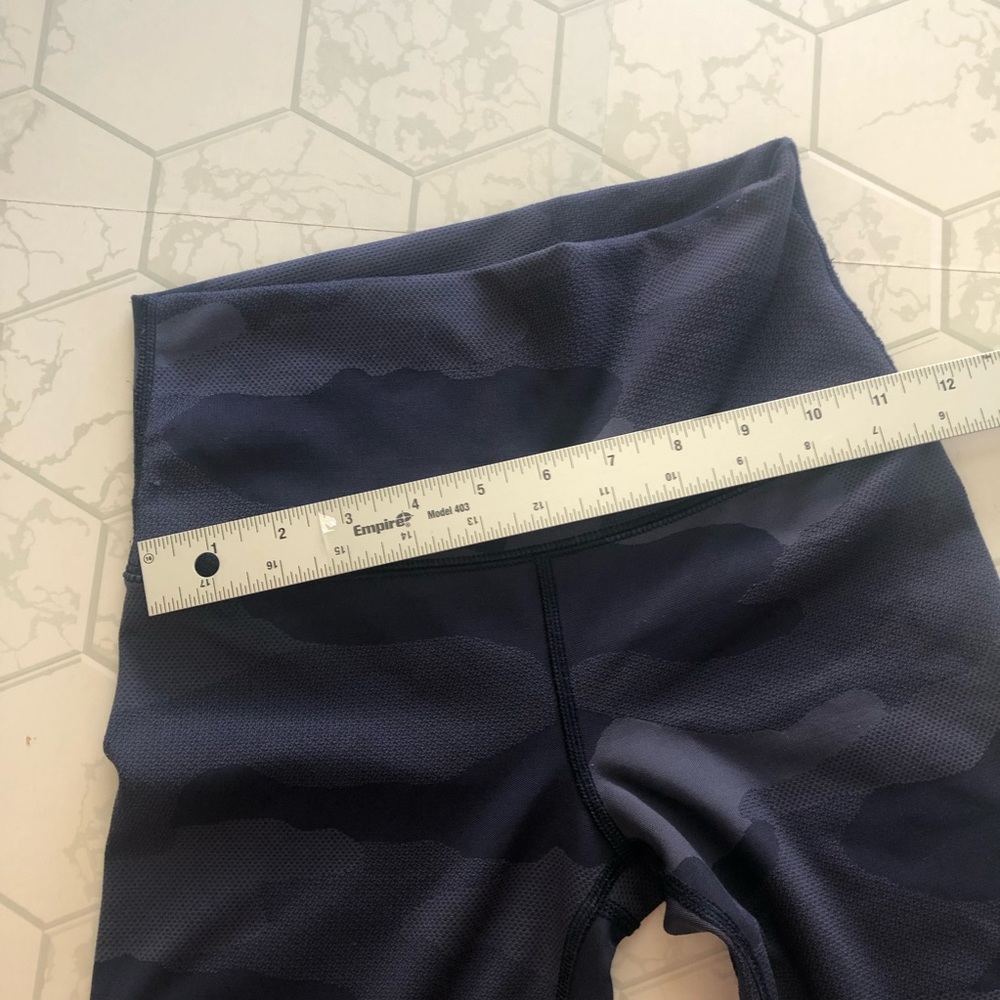 Aerie Blue Camo Leggings Hi-Rise Cropped Inseam Size Small Short Inseam - Picture 6 of 13